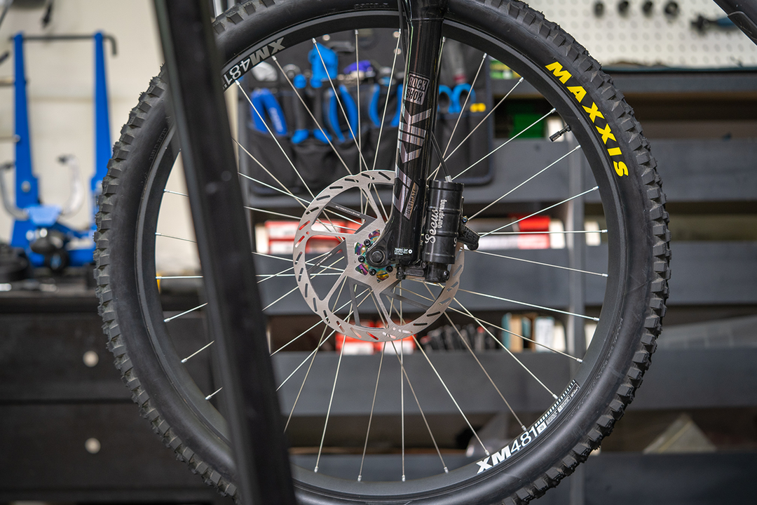 Product Review [Worldwide Cyclery] - Secus Air Spring Upgrade